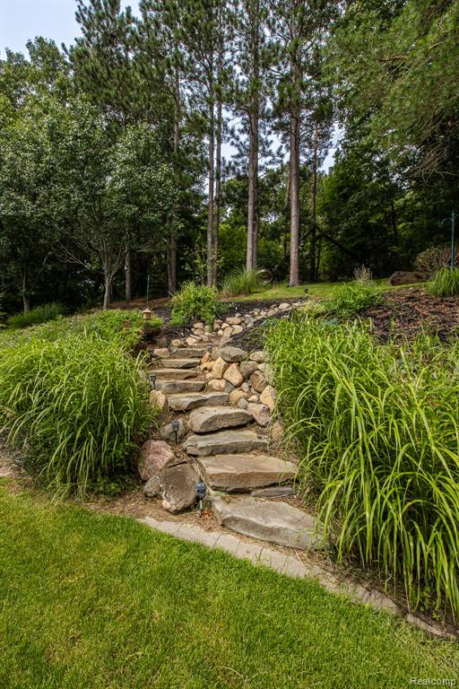 8640 Newport Drive, White Lake, MI — Photo 77