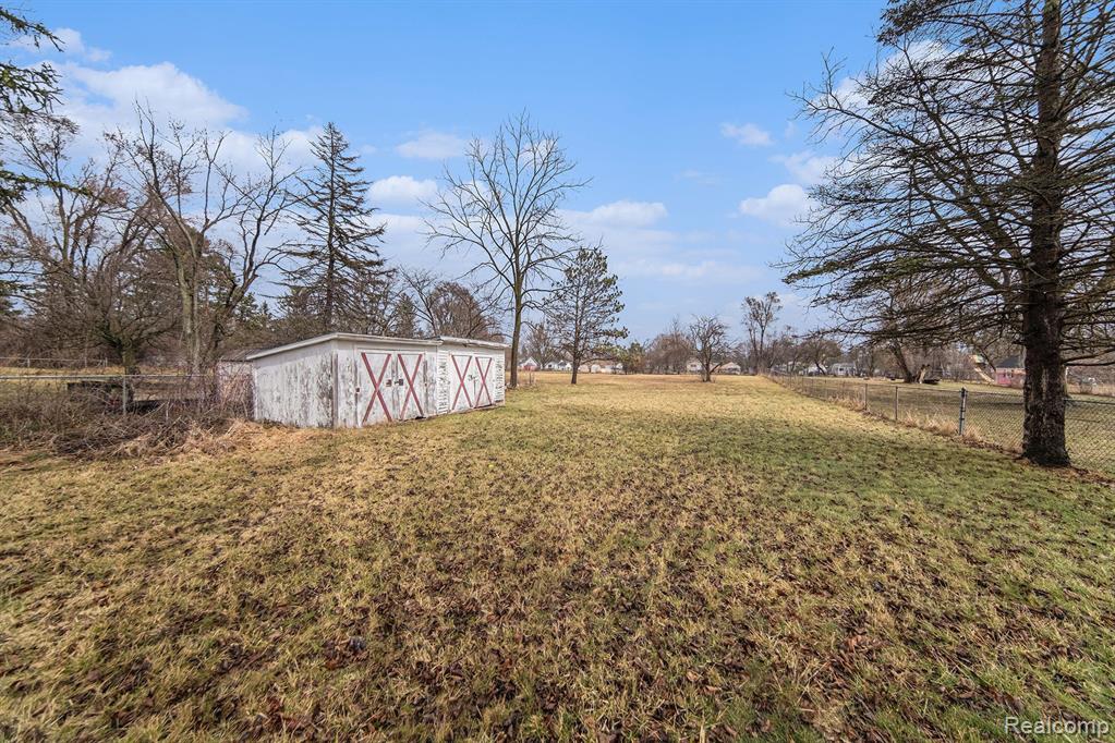 845 Brentwood Road, Jackson, MI 49202 — Photo 38