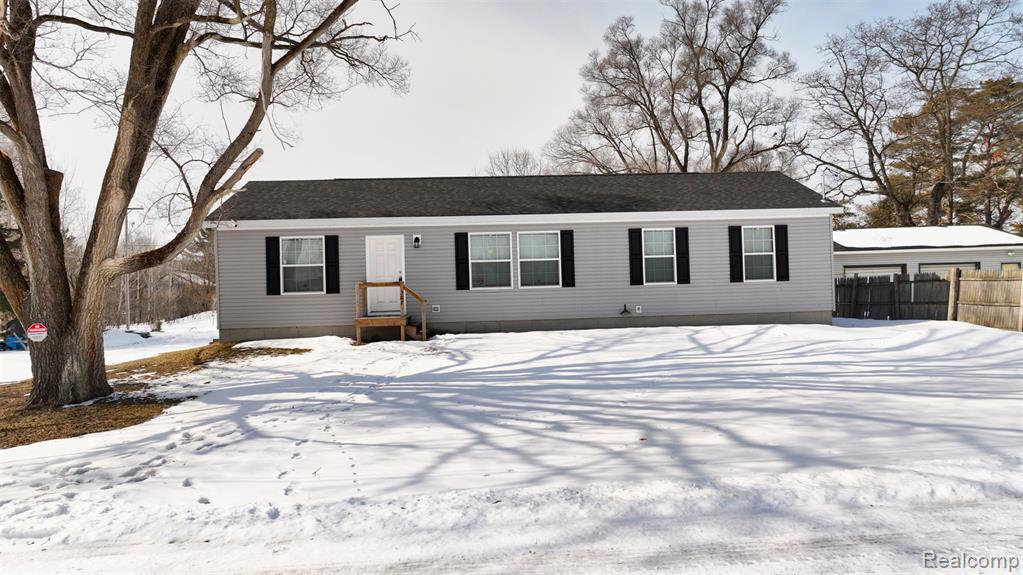 3307 Euclid Avenue, Lupton, MI 48635 — Photo 2