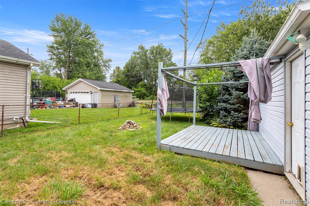 4924 HAZEL Street, Dearborn Heights, MI 48125 — Photo 22