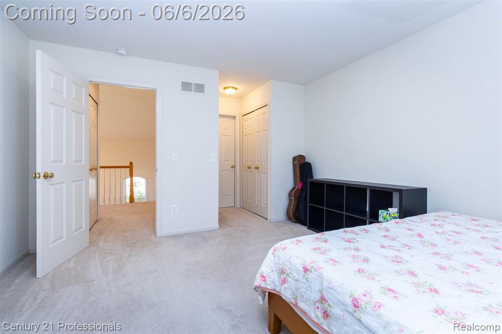 29401 Windmill Court, Farmington, MI 48334 — Photo 35