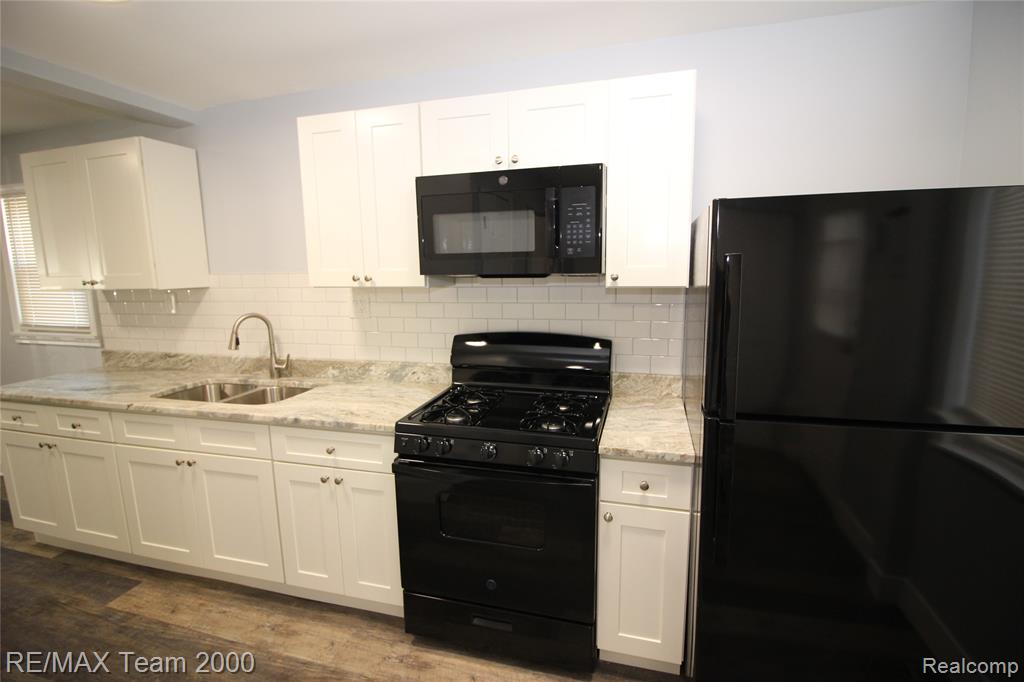 5847 WEDDEL Street, Taylor, MI — Photo 12