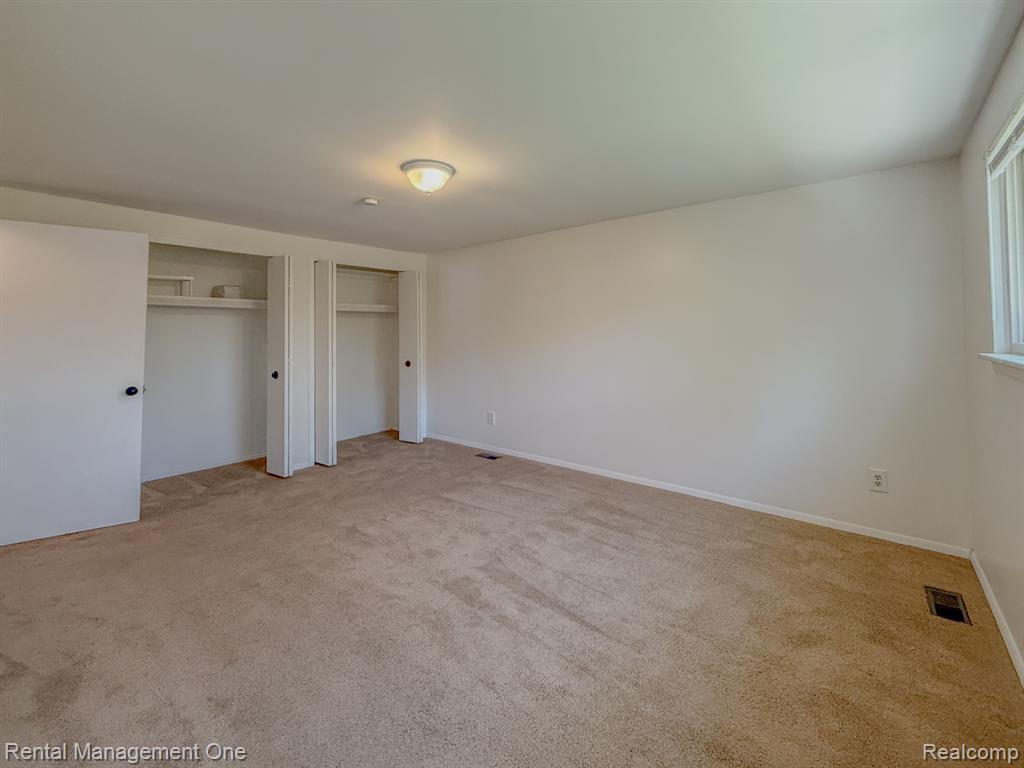 5326 FALMOUTH Drive, Troy, MI 48085 — Photo 28