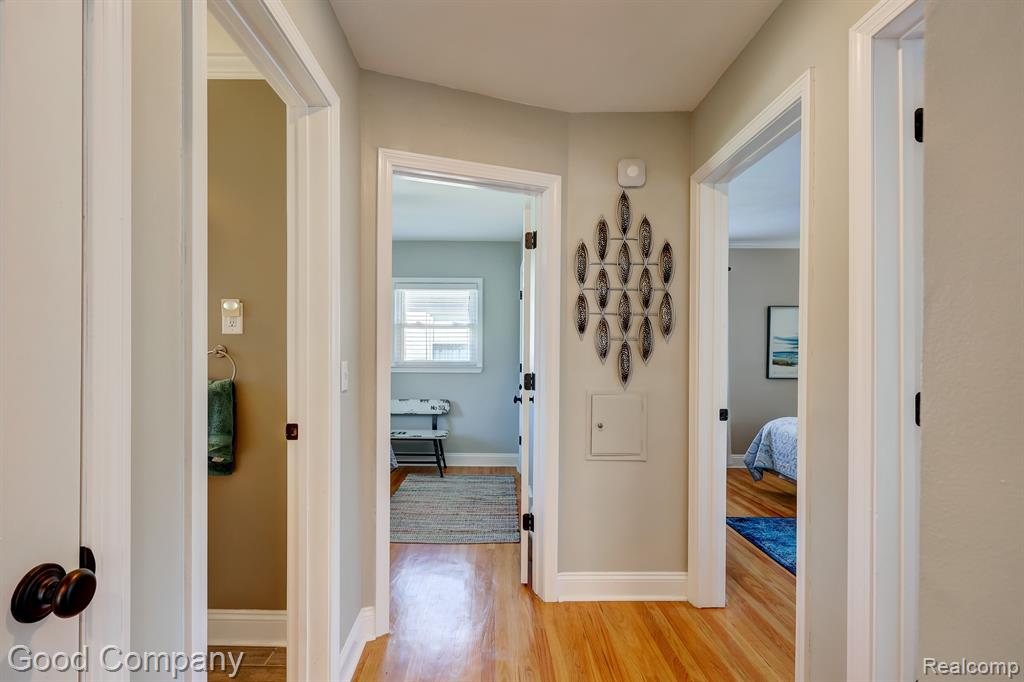 703 E BLOOMFIELD Avenue, Royal Oak, MI 48073 — Photo 19