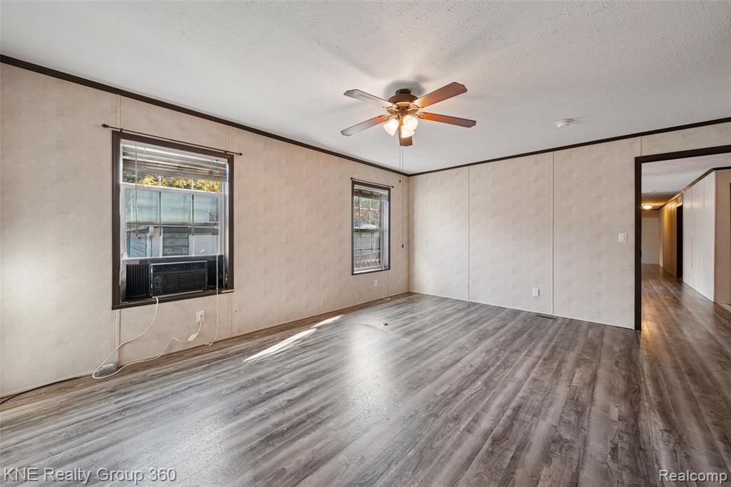 5790 Comanche Lane, Howell, MI 48843 — Photo 12