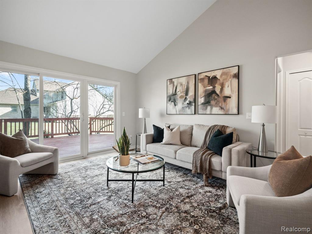 730 RED MAPLE Lane, Wixom, MI 48393 — Photo 15