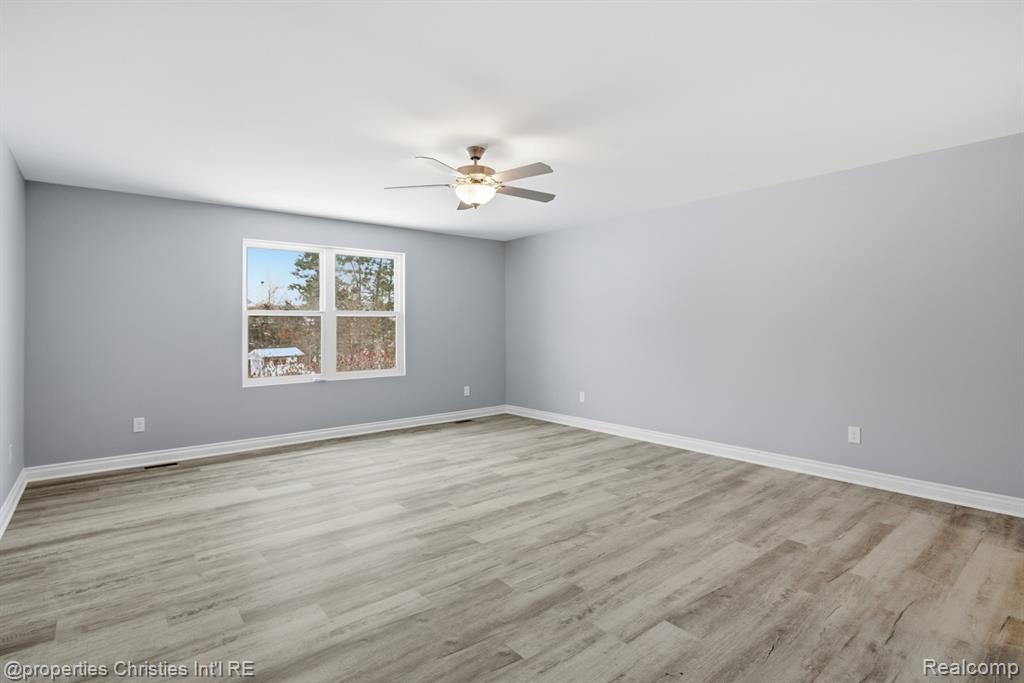 3120 Roma Court, Wixom, MI 48393 — Photo 24