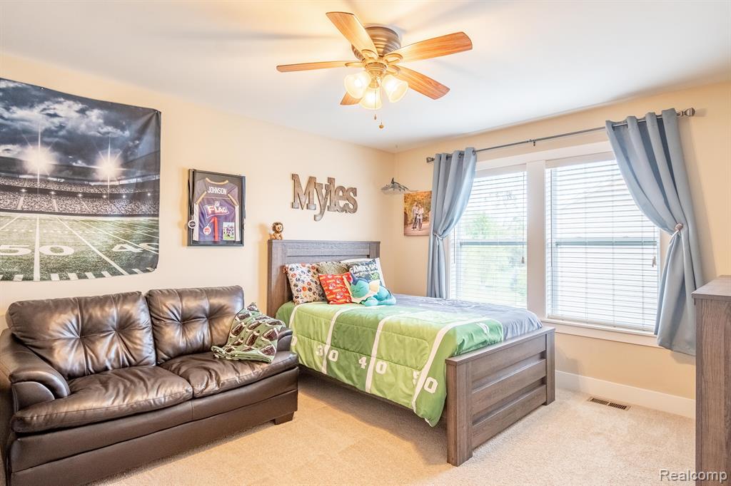 9595 NEUMANN Circle, Ypsilanti, MI 48197 — Photo 36