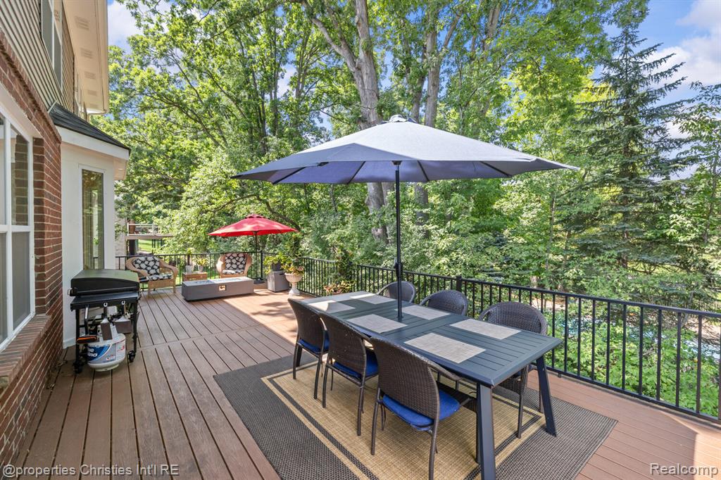 578 Red Bank Drive, White Lake, MI — Photo 35