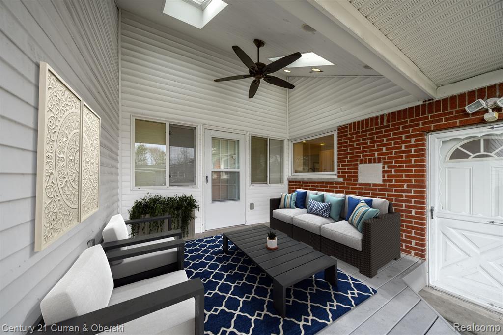 430 S WILLIAMSBURY Road, Bloomfield Hills, MI 48301 — Photo 25