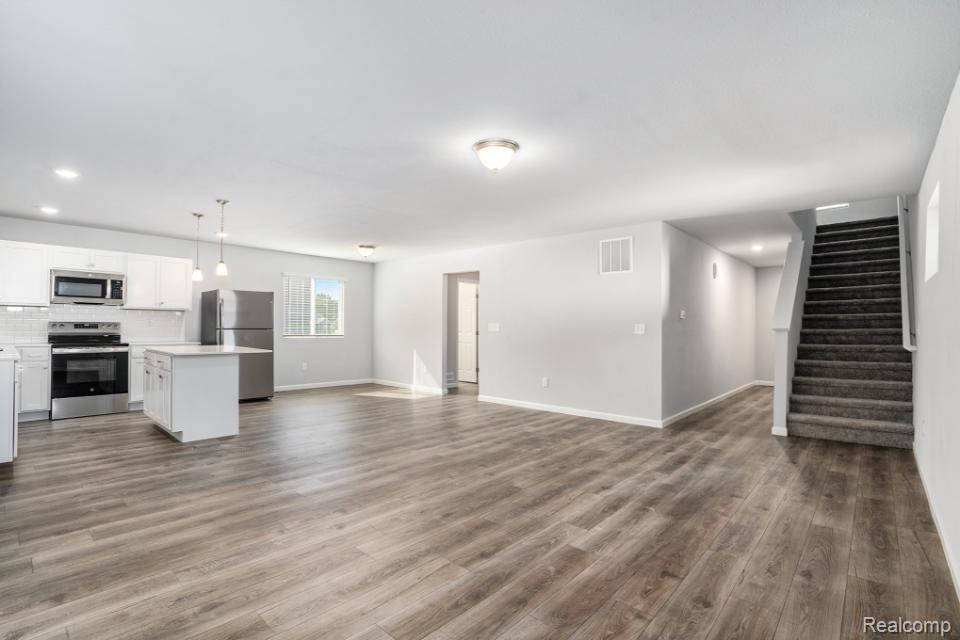 8157 Moonlight Creek Lane, Fowlerville, MI 48836 — Photo 3
