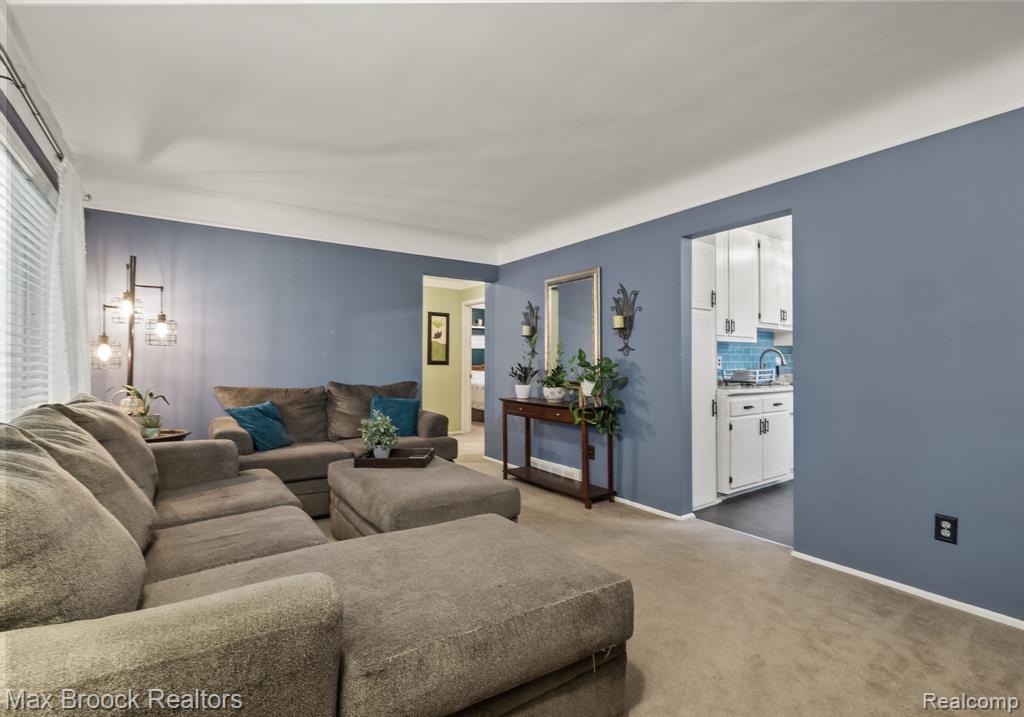 4432 Martin Road, Warren, MI 48092 — Photo 5