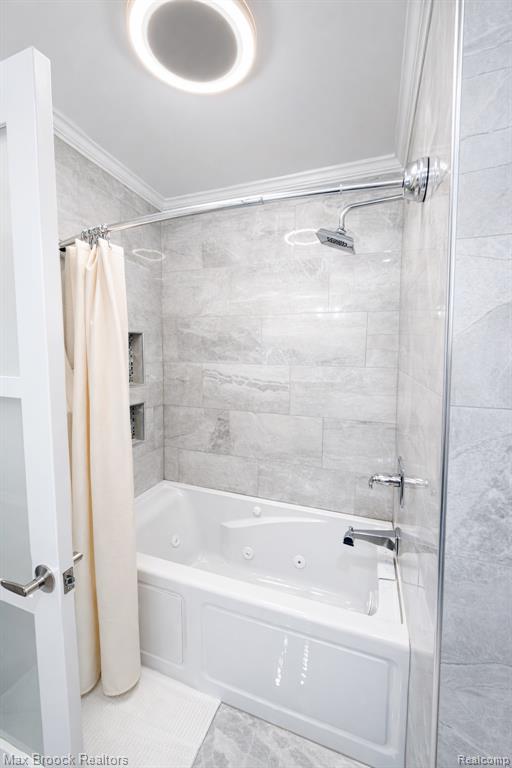 6510 Saline Drive, Waterford, MI 48329 — Photo 13