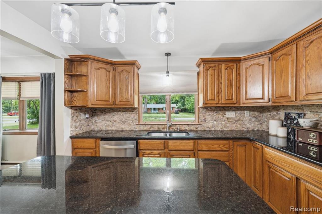 10210 Lavern Court, Clio, MI 48420 — Photo 19