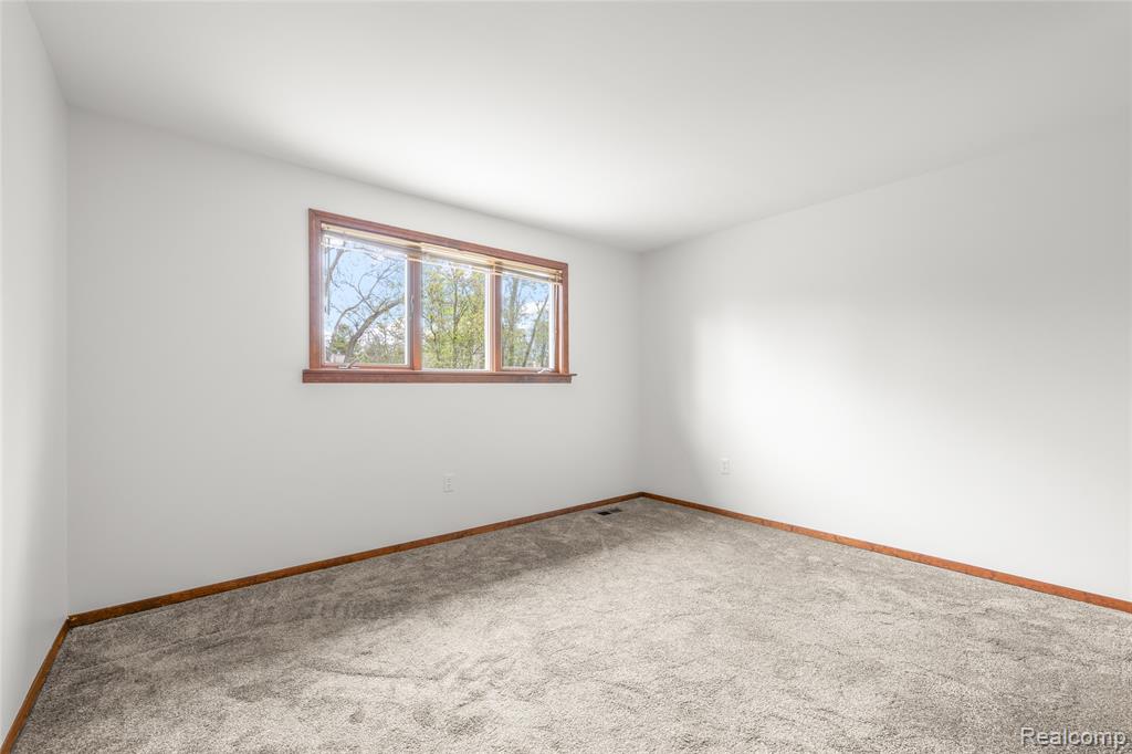 6748 Brookshire Drive, Canton, MI 48187 — Photo 21
