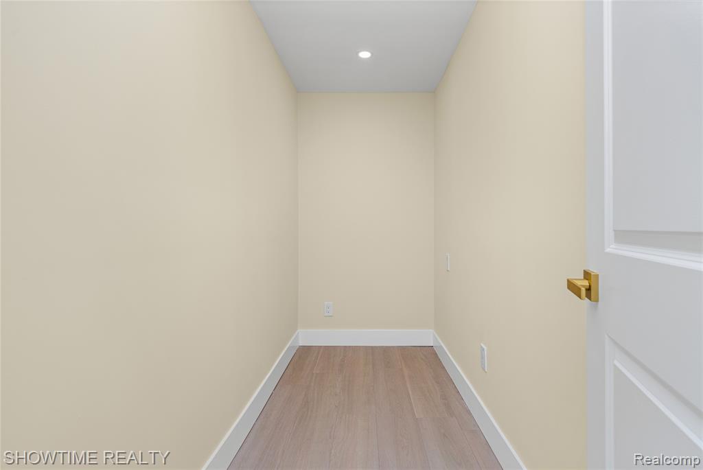 30430 Park Street, Roseville, MI 48066 — Photo 24