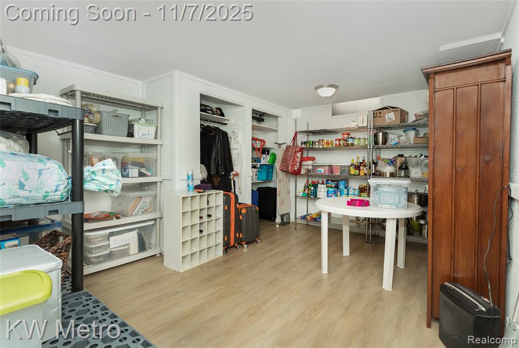 5338 Berwyck Drive, Troy, MI 48085 — Photo 39