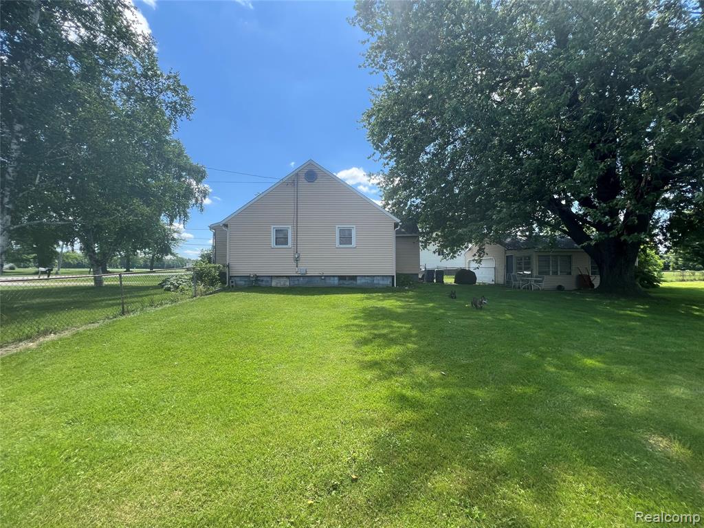6860 Sheridan Road, Saginaw, MI 48601 — Photo 4
