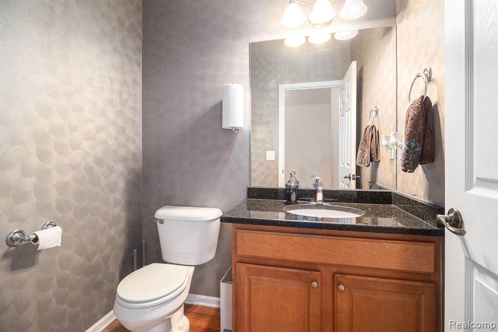 829 Grandview Drive, Commerce Twp, MI 48390 — Photo 13