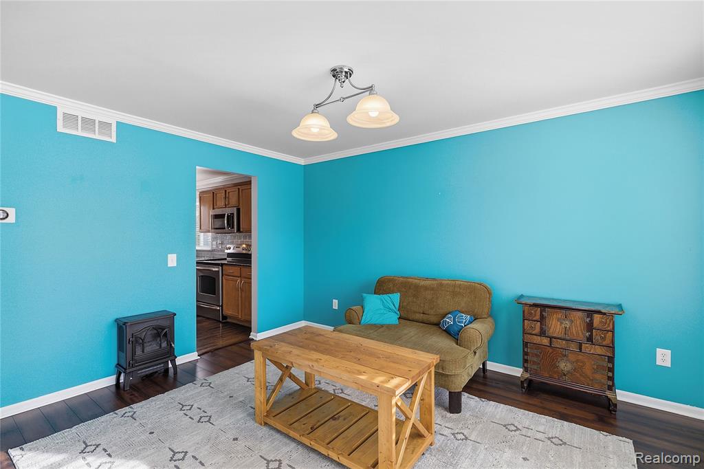 7167 Colchester Lane, Ypsilanti, MI 48197 — Photo 9