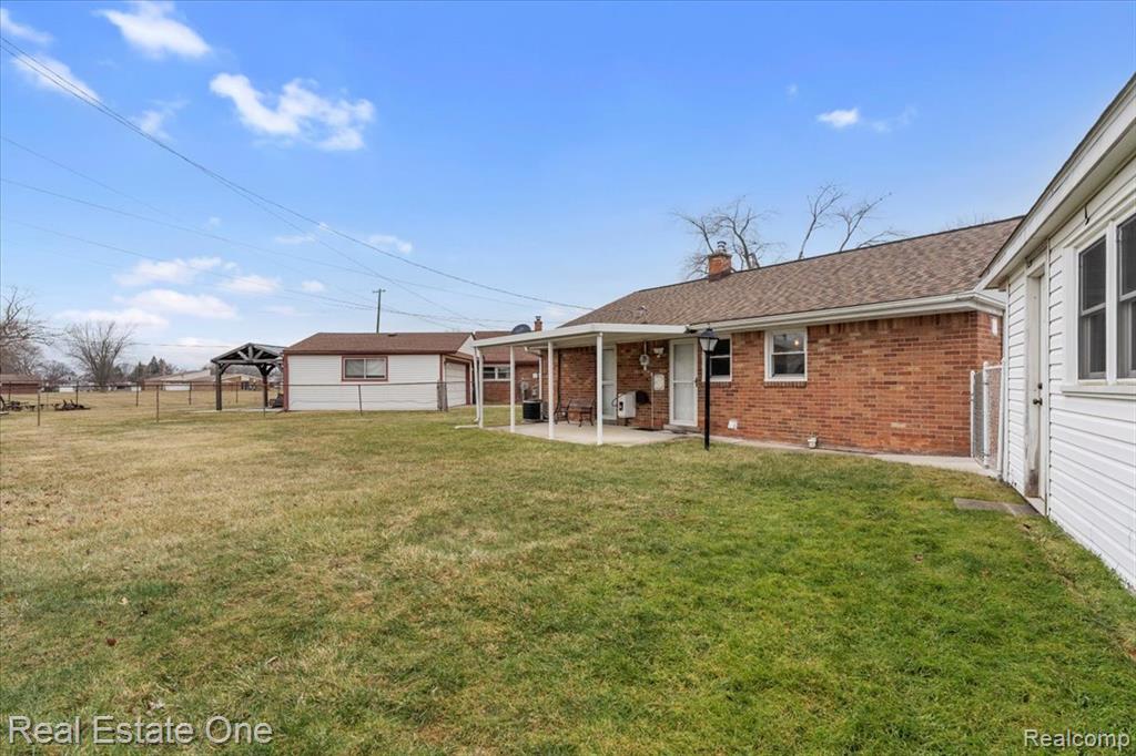 18216 Wendy Court, Riverview, MI 48193 — Photo 21