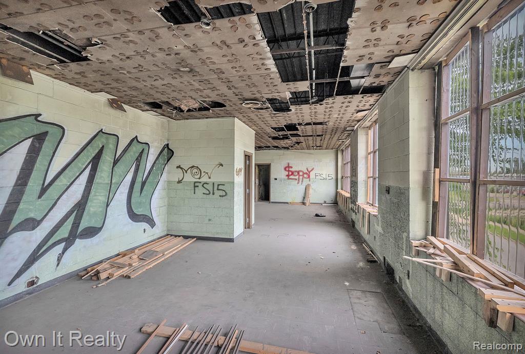 8616 Grinnell Street, Grosse Pointe, MI, 48213