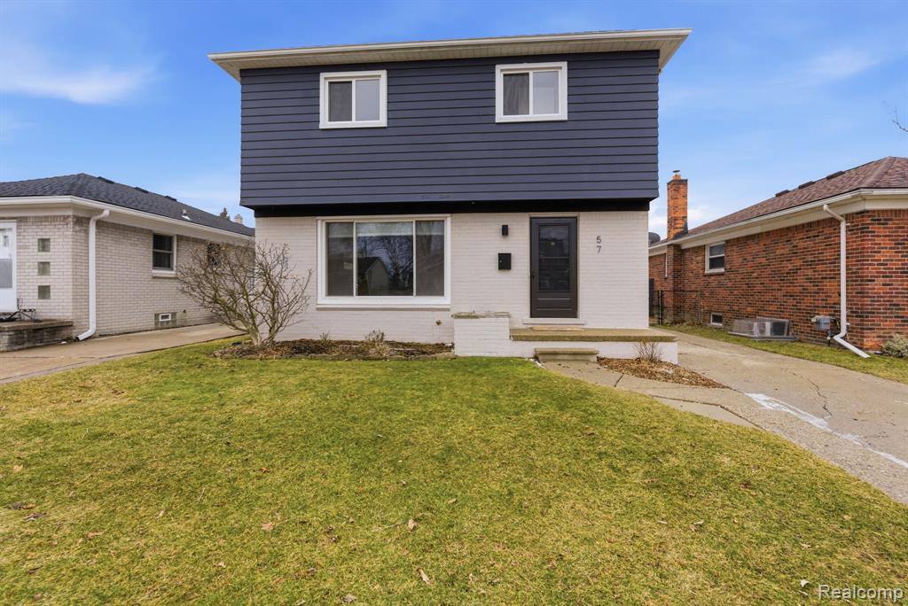 57 W Elmwood Avenue, Clawson, MI — Photo 2