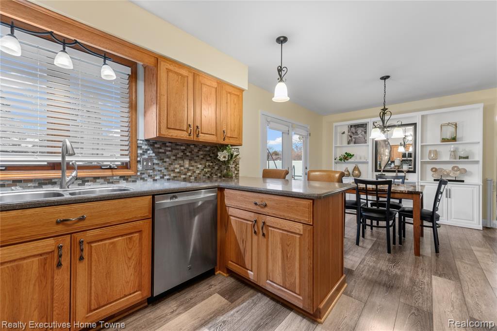 4329 Atkins Road, Port Huron, MI 48060 — Photo 8