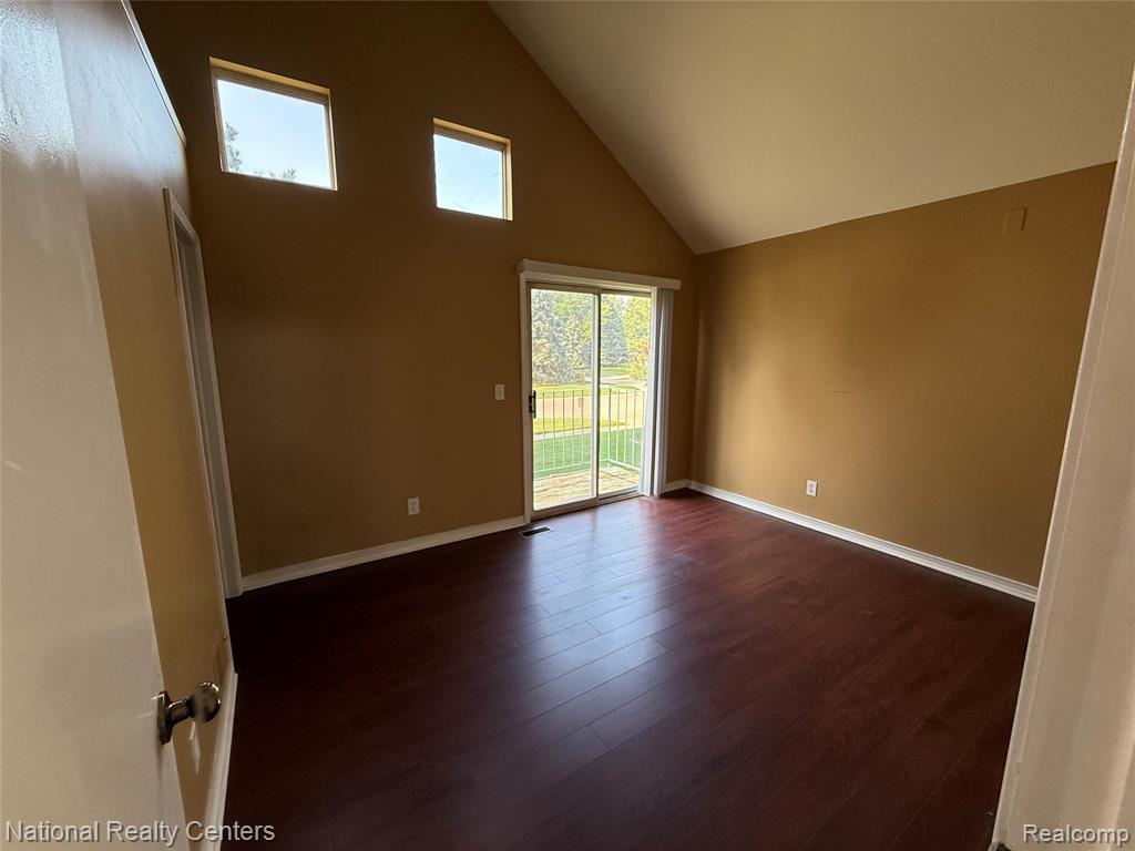 5619 Fox Hill Drive, Sterling Heights, MI 48310 — Photo 19