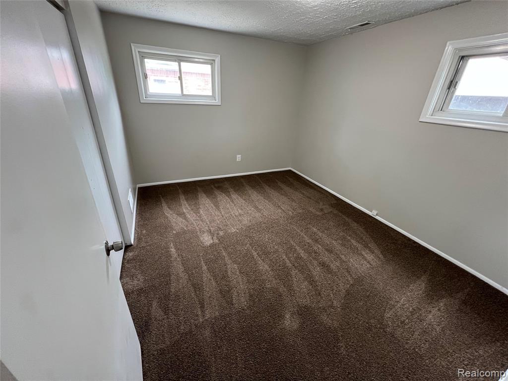 4696 Roosevelt Boulevard, Dearborn Heights, MI, 48125