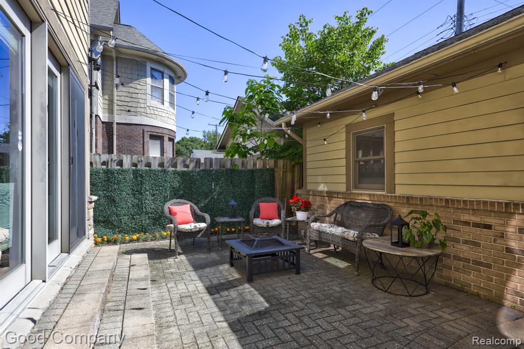 721 S Kenwood Avenue, Royal Oak, MI 48067 — Photo 46