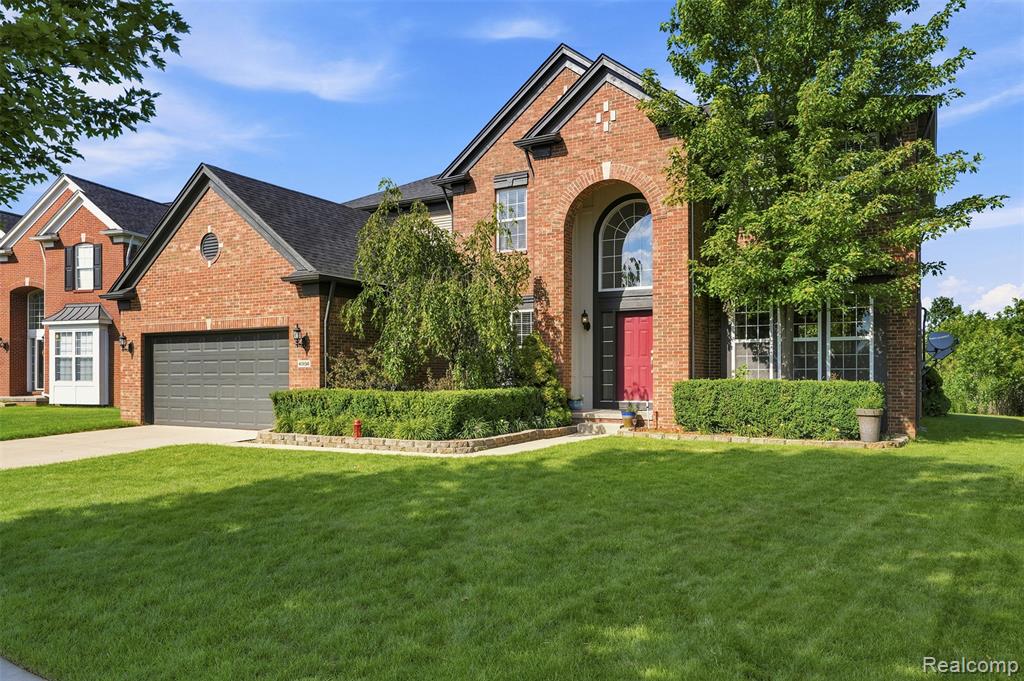 49894 Bloomsbury Lane, Macomb, MI 48044 — Photo 2