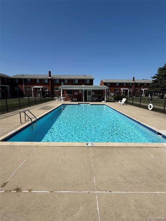 8141 Denwood dr, 6, Sterling Heights, MI 48312 — Photo 14
