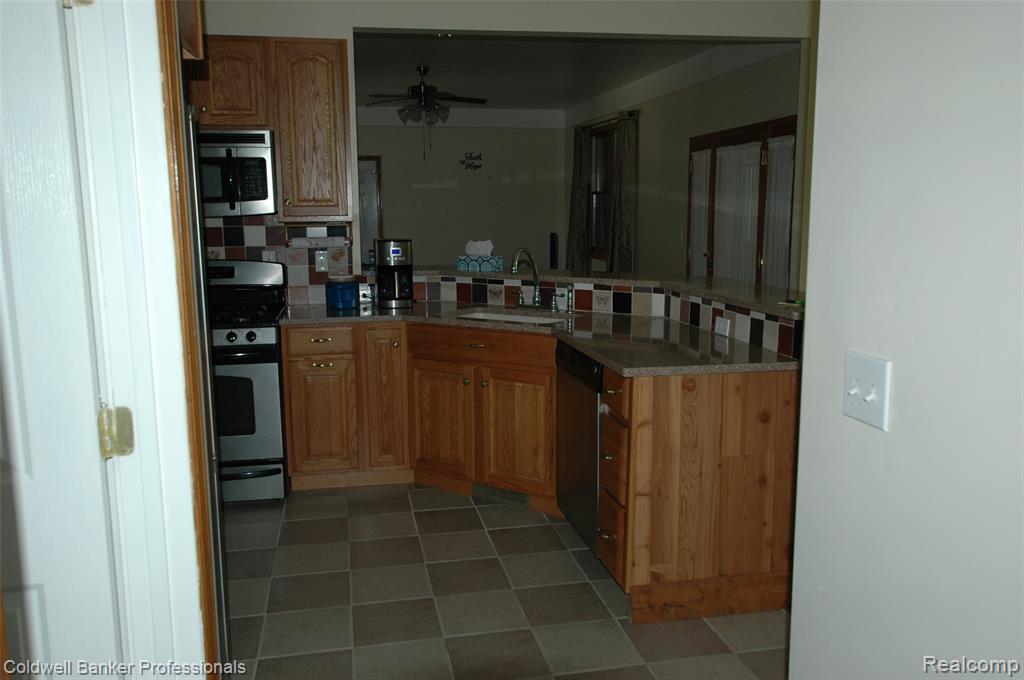 4266 River Drive NE, Gladwin, MI 48610 — Photo 26