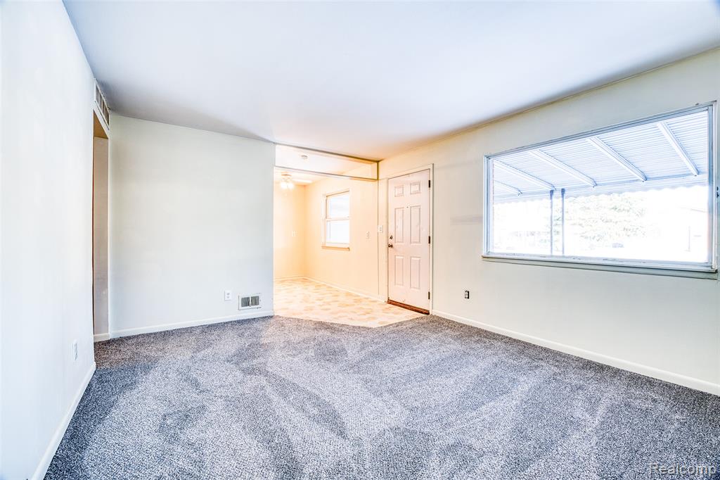 6942 Janet Street, Taylor, MI 48180 — Photo 9