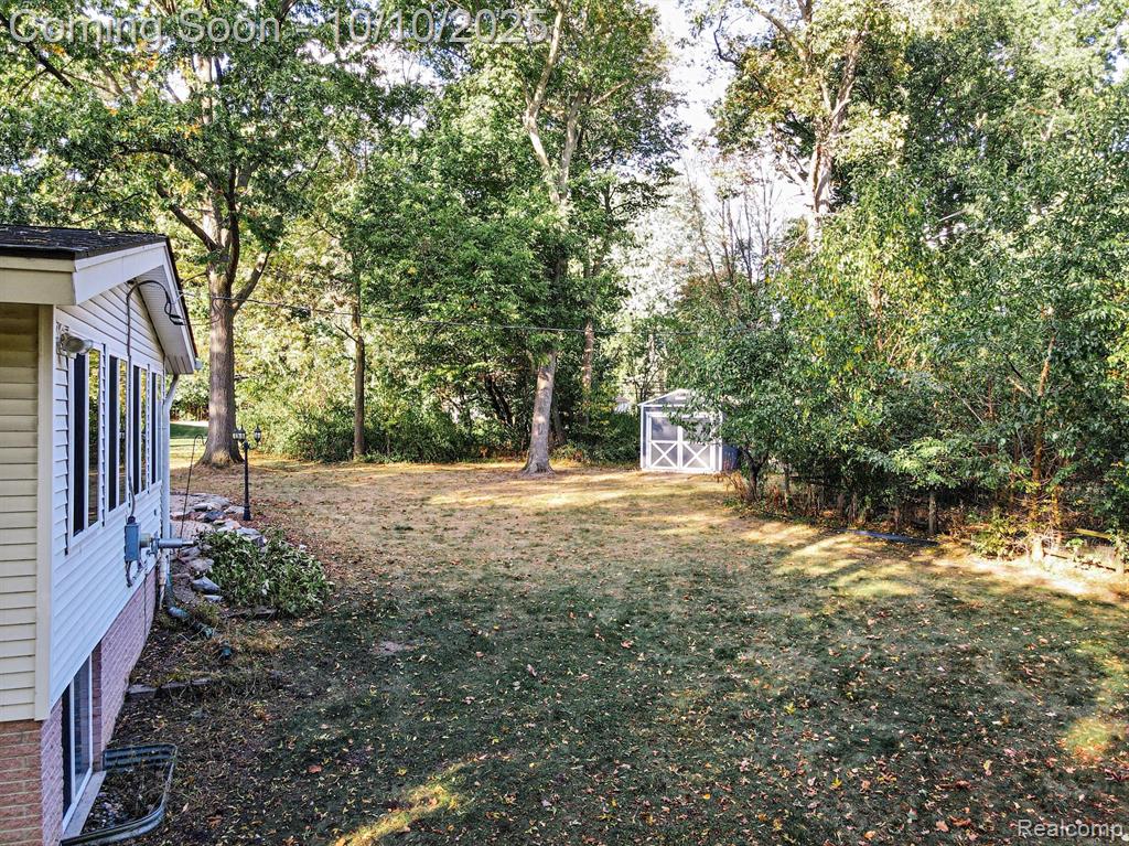 6460 Elmoor Drive, Troy, MI 48098 — Photo 37