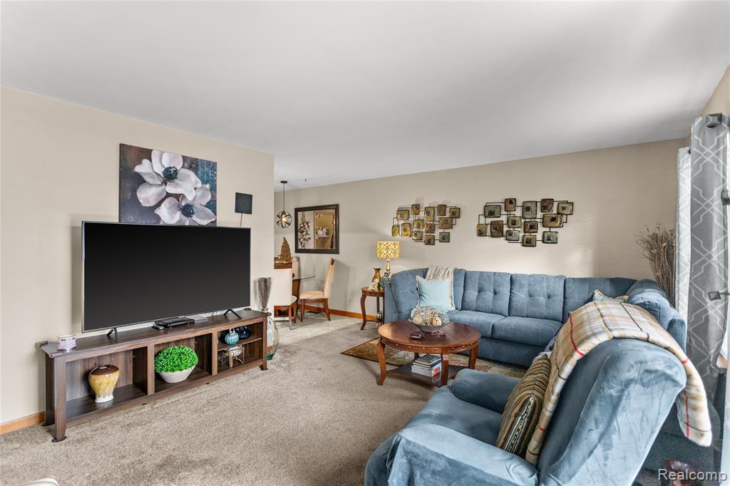 5442 Stanford Court, Warren, MI 48091 — Photo 12