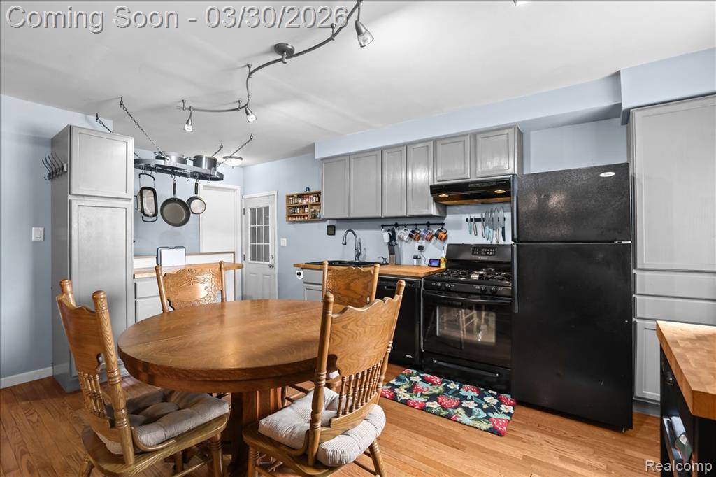 8346 Hillcrest Boulevard, Westland, MI — Photo 9