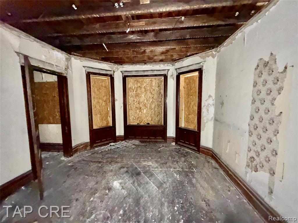 1104 E Grand Boulevard, Detroit, MI 48207 — Photo 7