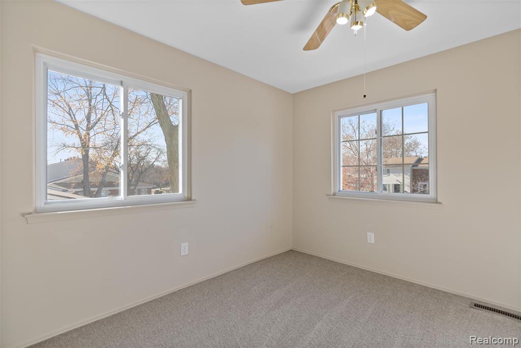 4952 Coventry Road, 315, Royal Oak, MI 48073 — Photo 23
