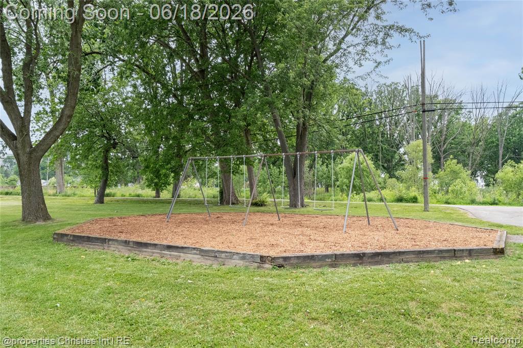 4228 Rosewold Avenue, Royal Oak, MI 48073 — Photo 39