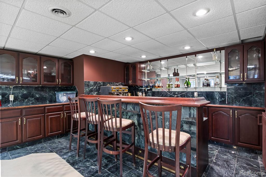 8950 WOODLORE SOUTH Drive, Plymouth, MI 48170 — Photo 46