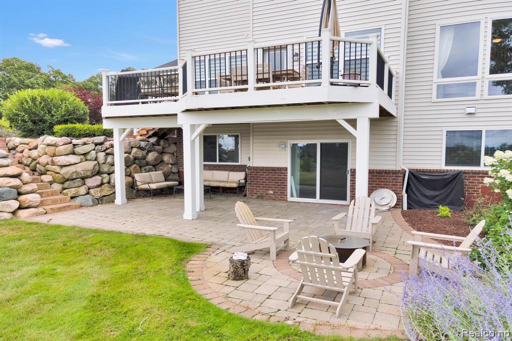 9857 Dartmouth Road, Clarkston, MI 48348 — Photo 54