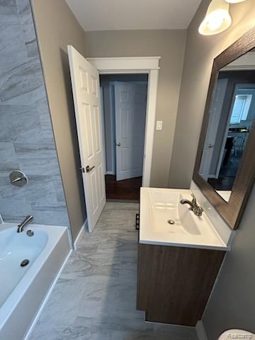 1809 Roslyn Road, Grosse Pointe Woods, MI 48236 — Photo 8
