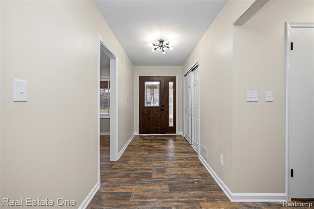 32363 Olde Franklin Drive, Farmington, MI, 48334