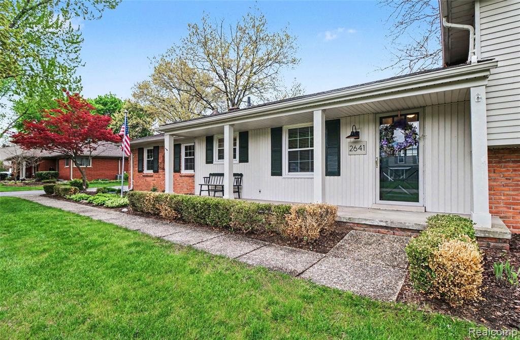 2641 Townhill, Troy, MI 48084 — Photo 2