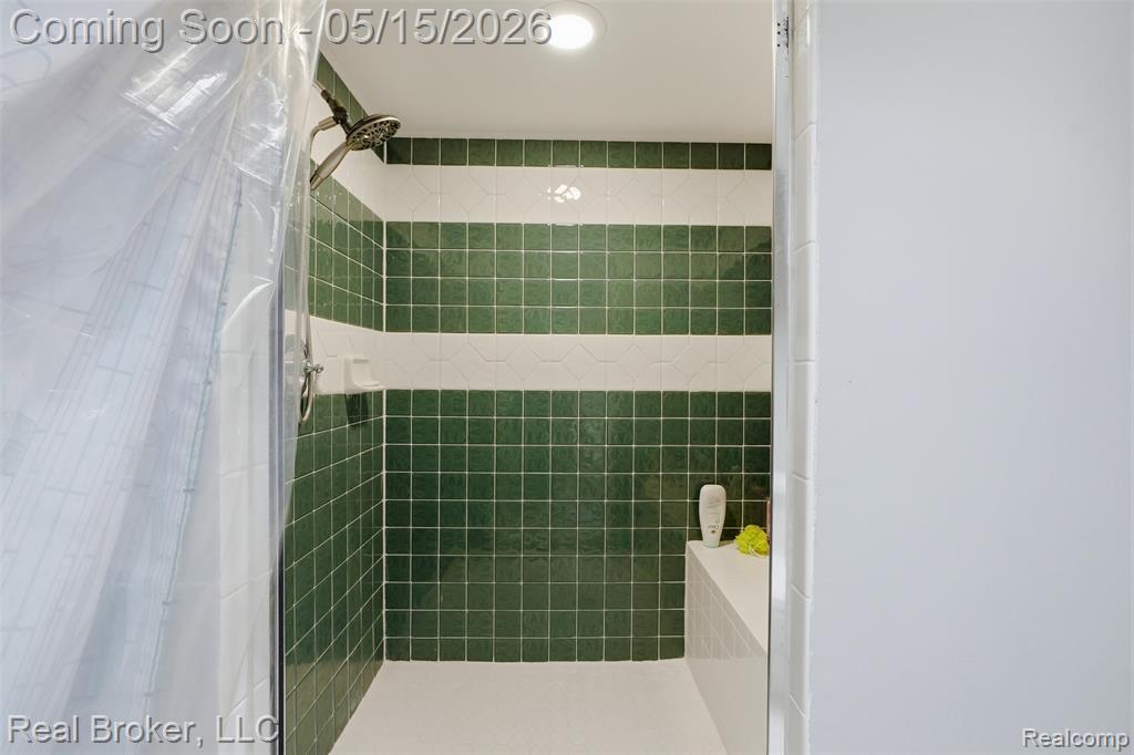 52798 Weathervane Drive, Chesterfield, MI 48047 — Photo 47