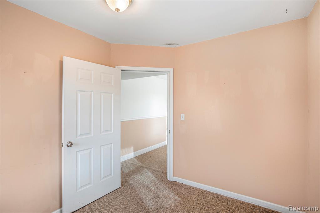 8050 Ortonville Road, Clarkston, MI 48348 — Photo 8