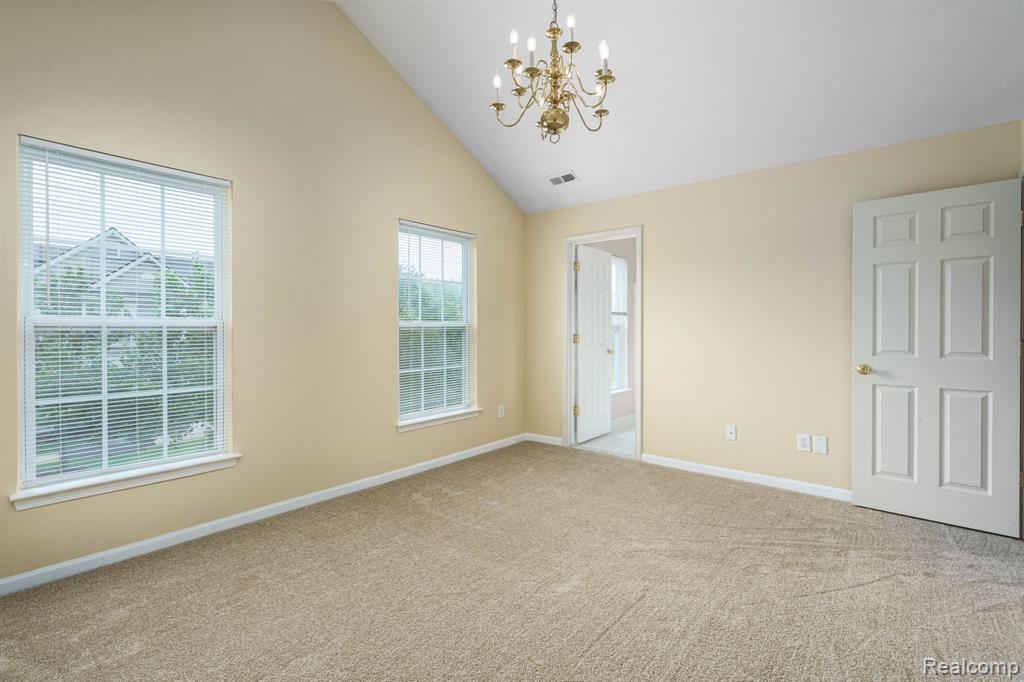 5200 ADDINGTON Drive, 49, Commerce Twp, MI 48390 — Photo 21