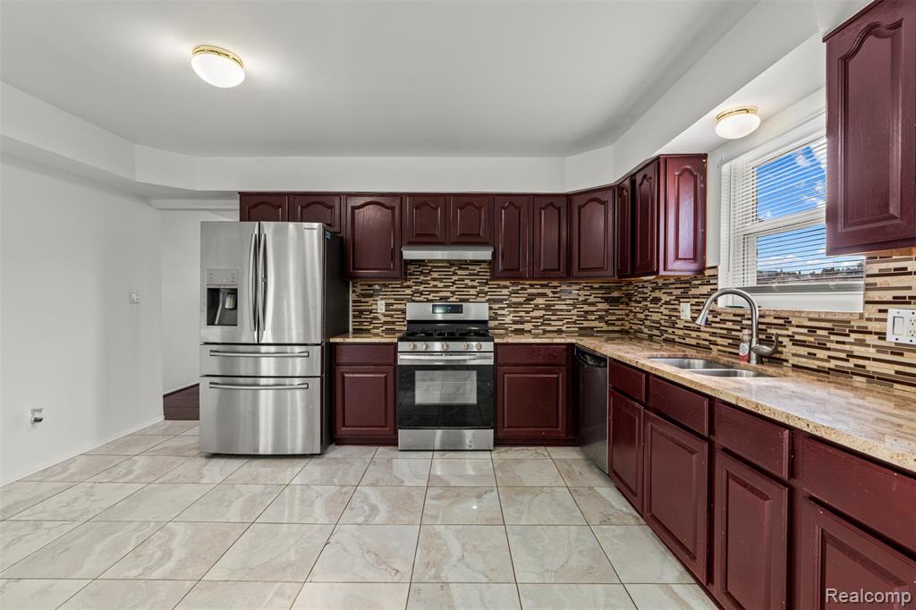 40553 Passmore Drive, Clinton Twp, MI 48038 — Photo 9